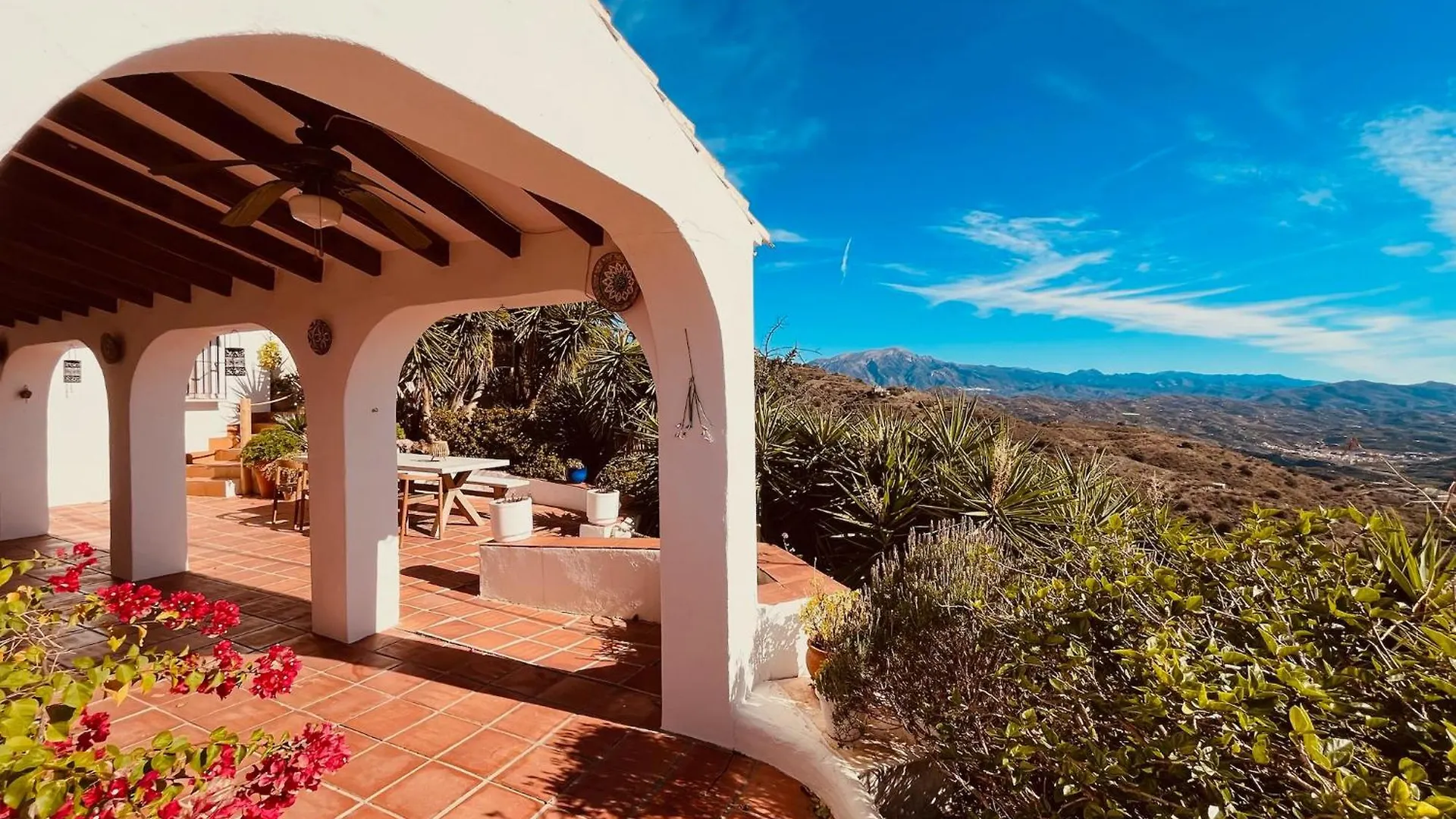 Casita Comares - Bed And Breakfast - La Alqueria - Comares - Malaga